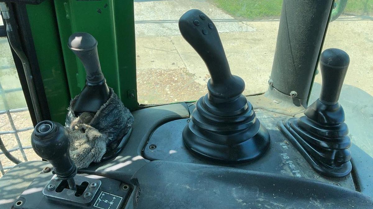 Used 2010 John Deere 548GIII Grapple Skidder
