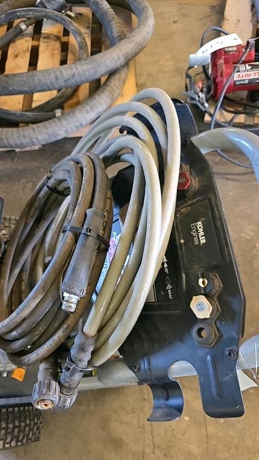 Used Simpson Portable Pressure Washer