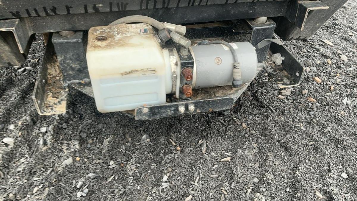 Used Dumper Dogg 5532000 Pickup Bed Insert