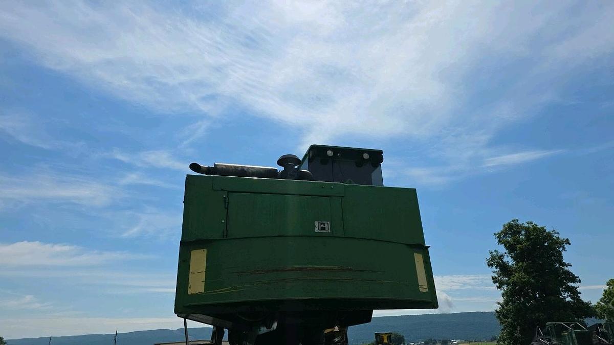 Used 2014 John Deere 437 Knuckleboom Loader