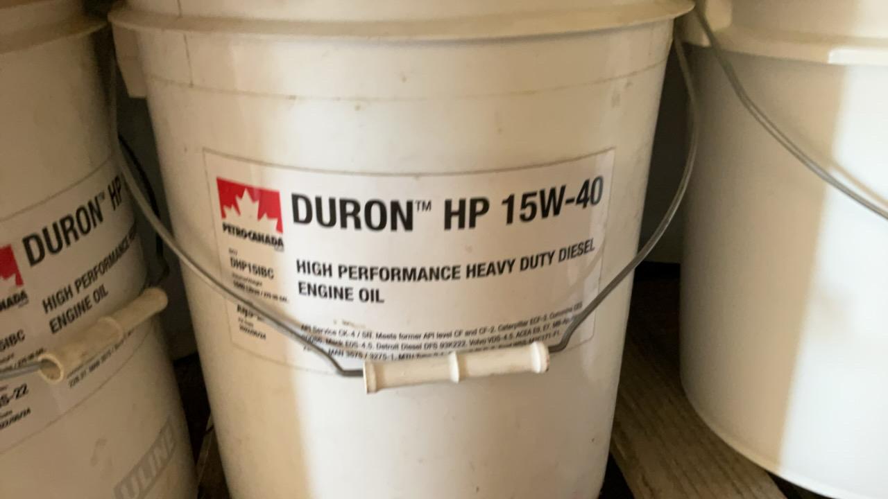 Used Duron HP 15W-40 Oil