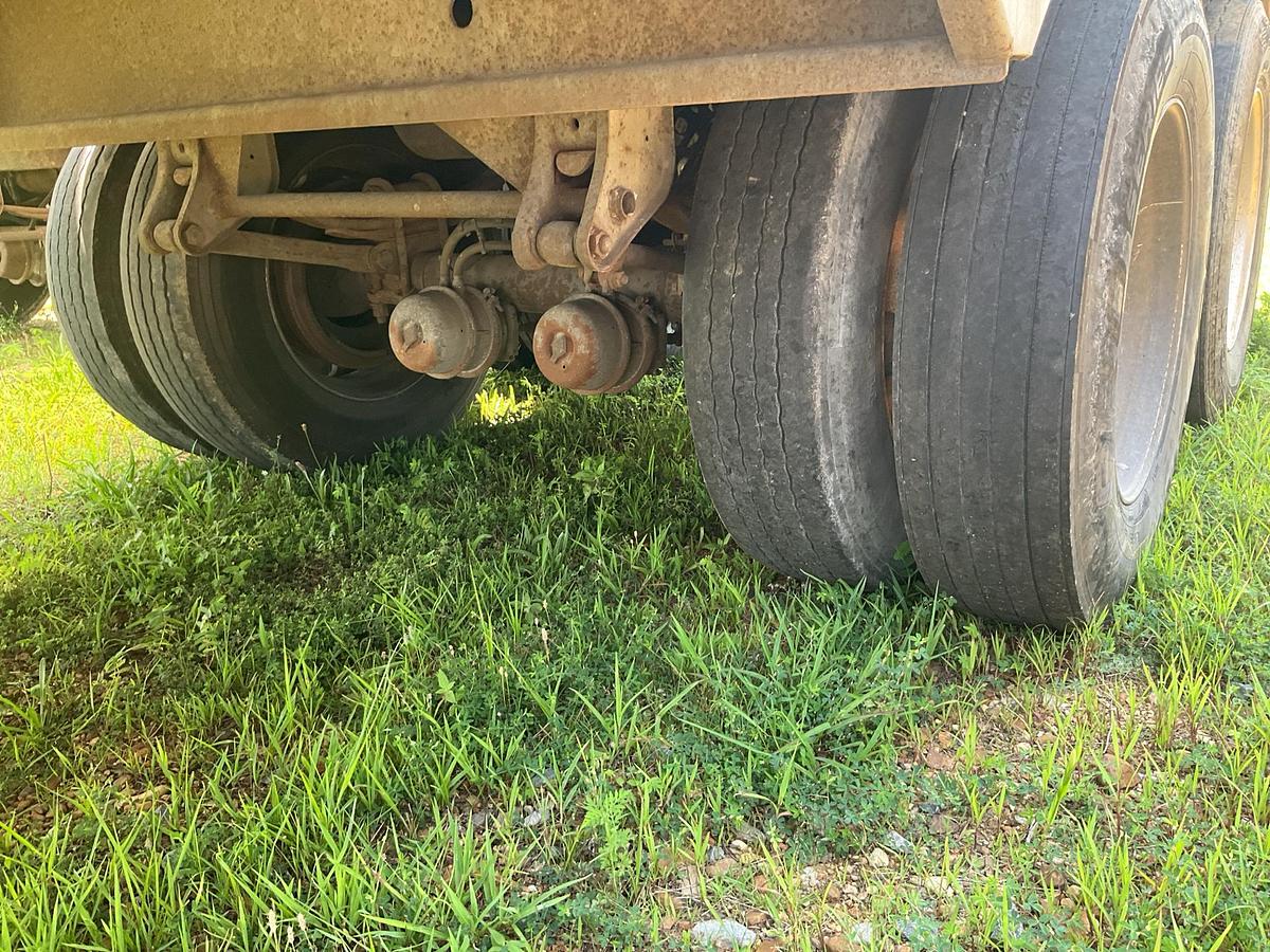 Used 2010 Peerless Live Floor Trailer