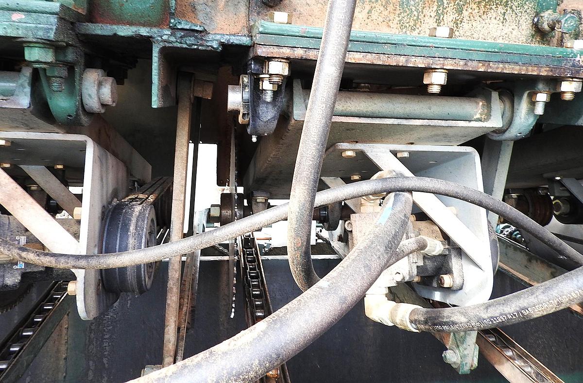 Used Drop Saw Trimmer