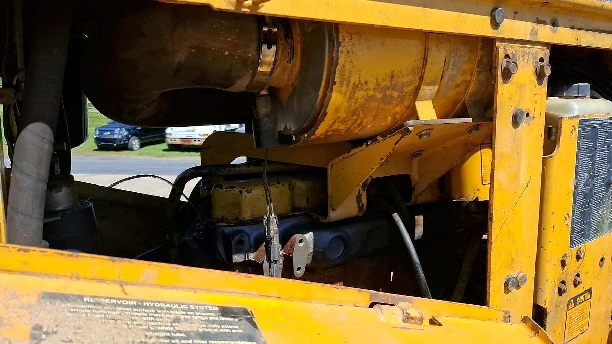 Used 1993 John Deere 640E Cable Skidder