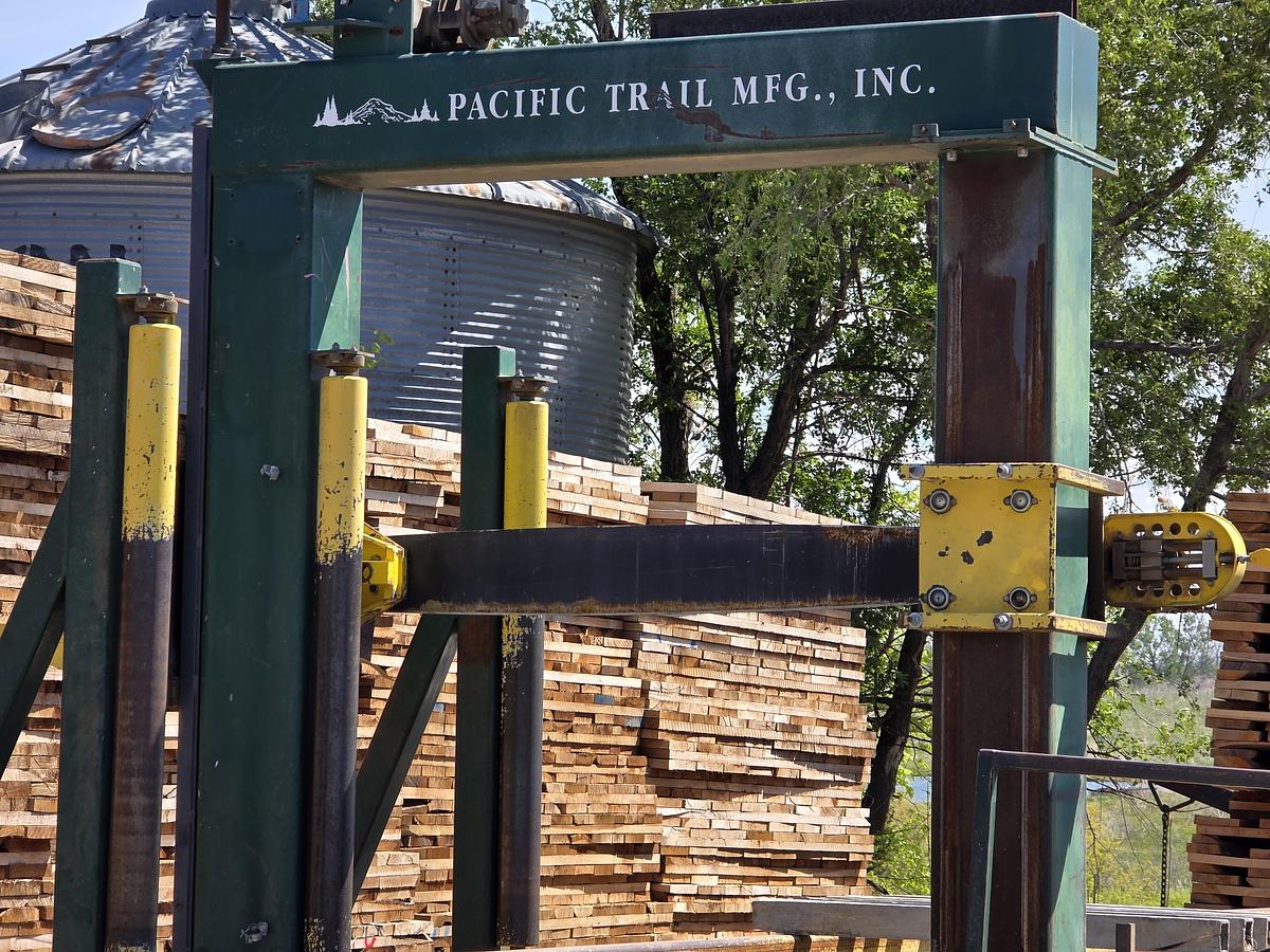 Used Pacific Trail Package Saw