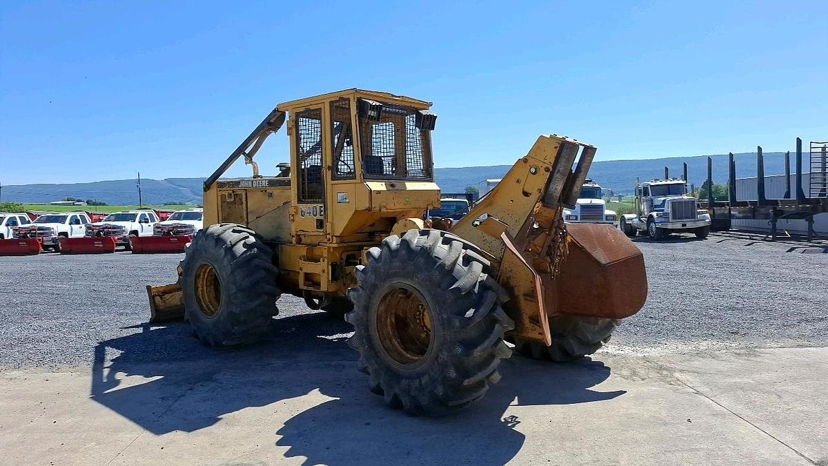 Used 1993 John Deere 640E Cable Skidder