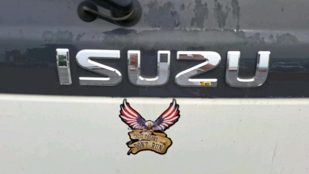 Used 2007 Isuzu Flatbed Truck