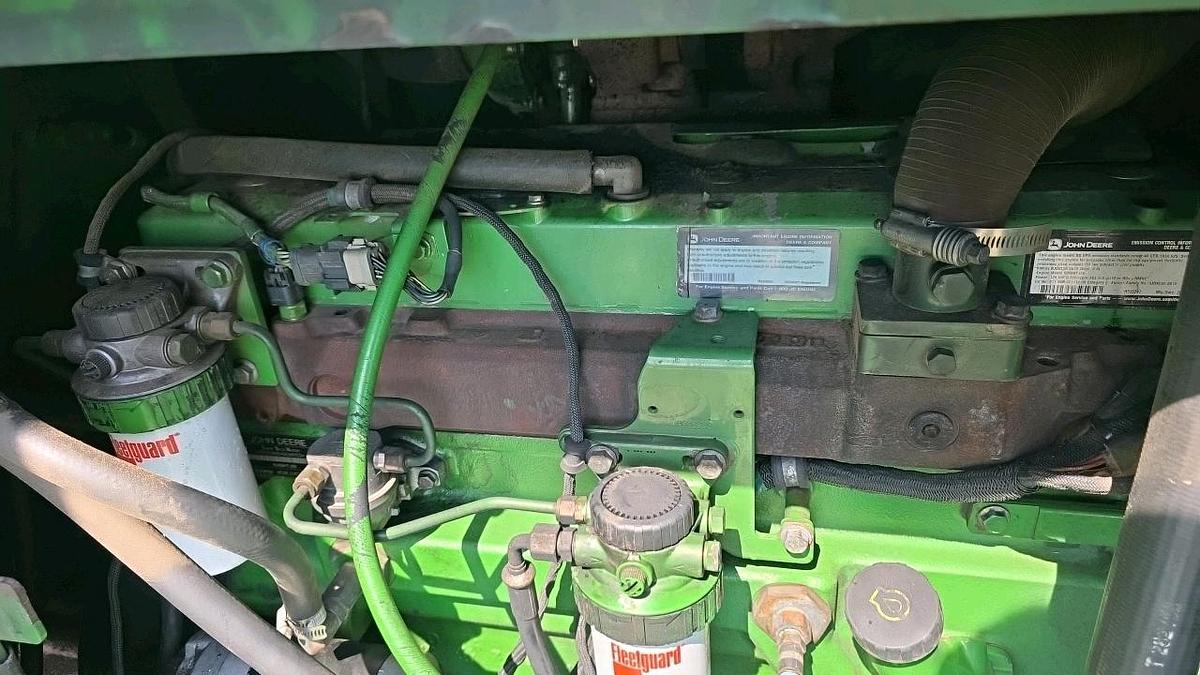 Used 2014 John Deere 437 Knuckleboom Loader