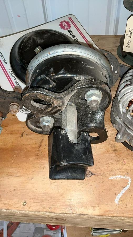 Used Truck Hitch Parts