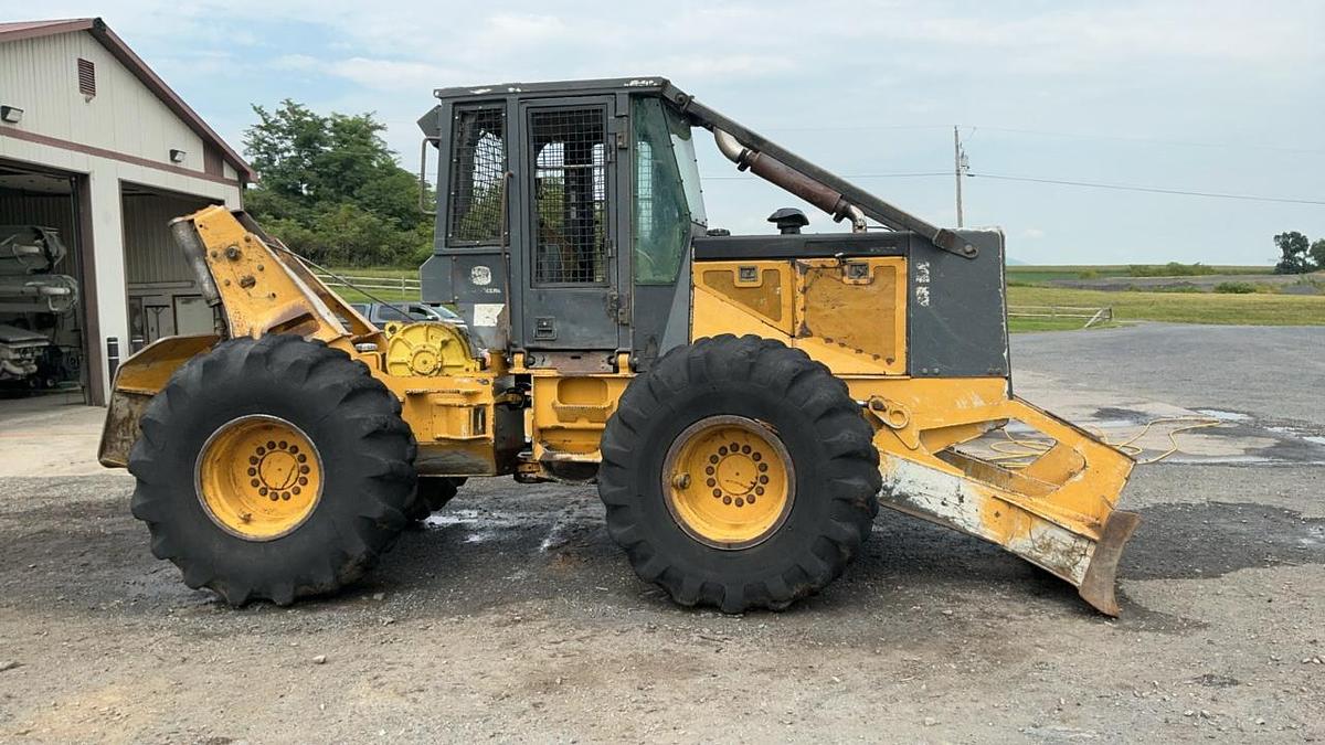 Used 2005 John Deere 540 GIII Skidder