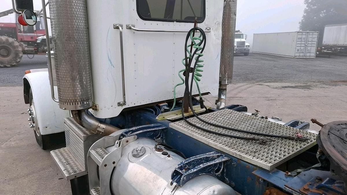 Used 1991 Peterbilt 379 Semi