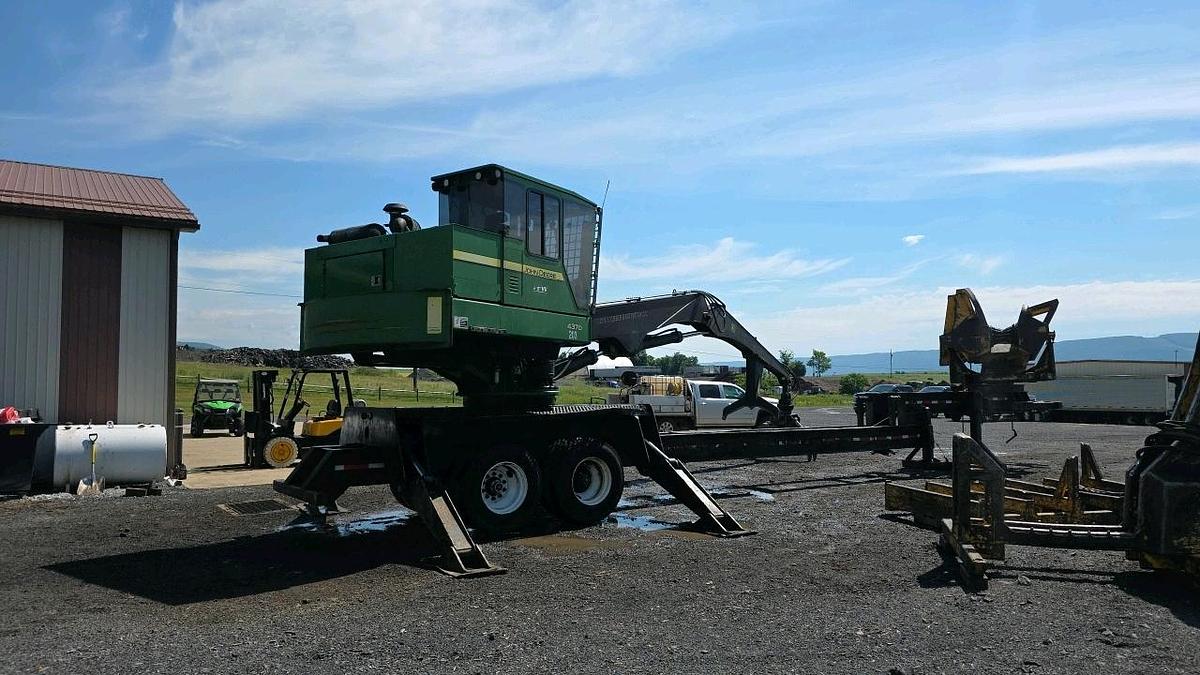 Used 2014 John Deere 437 Knuckleboom Loader