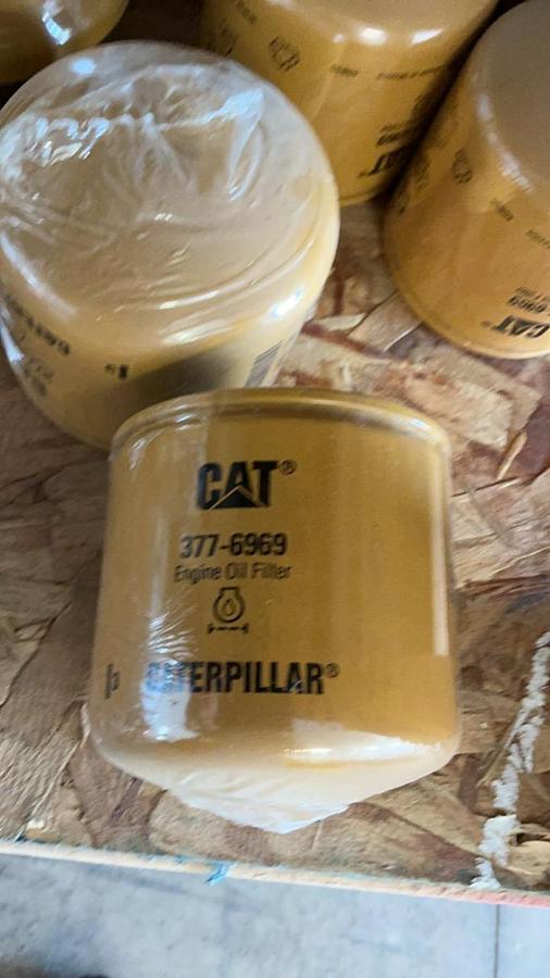 Used CAT Air and Oil/Fuel Filters