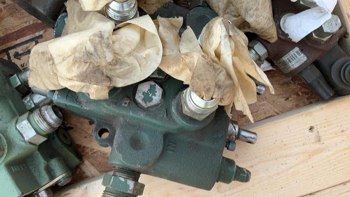 Used Hydraulic Parts