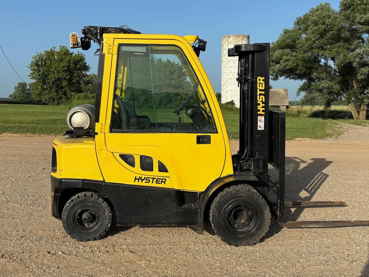 Used Hyster Forklift