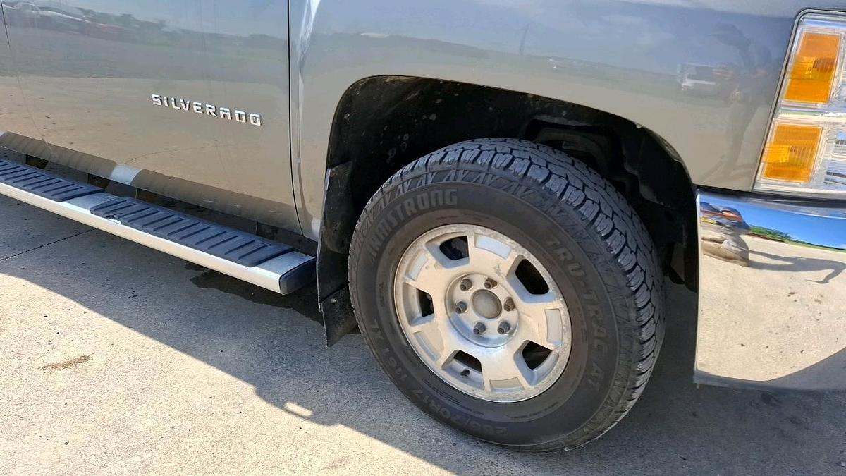 Used 2013 Chevy 1500 Pickup Truck
