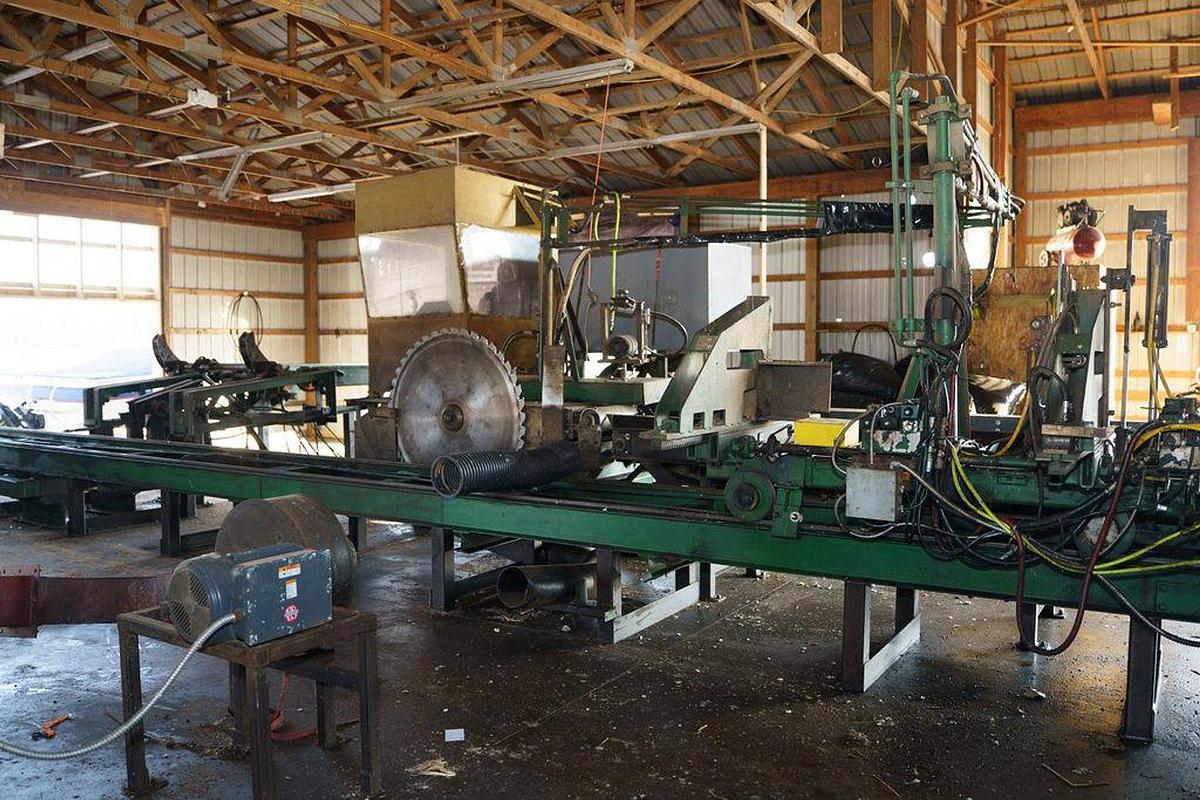 Used Complete Edmiston Circle Sawmill