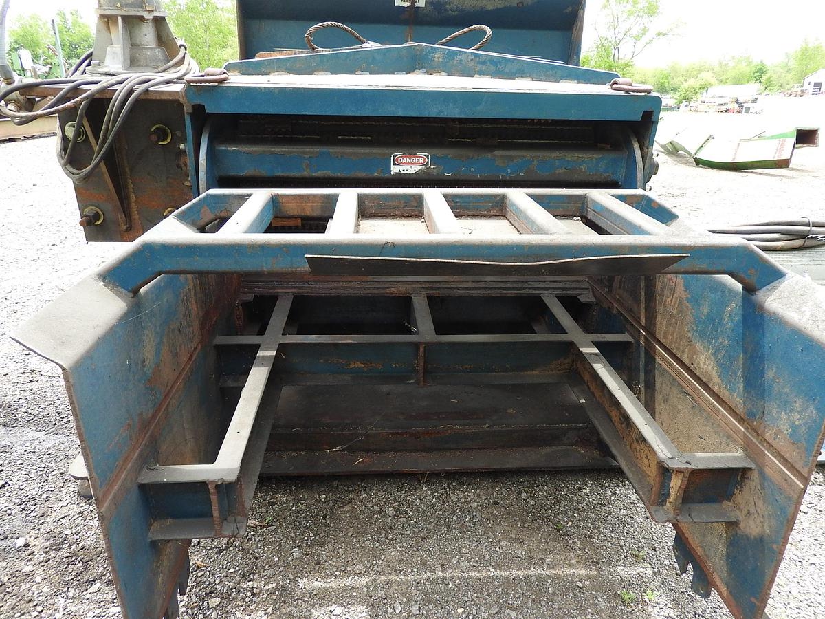 Used Waste Grinder