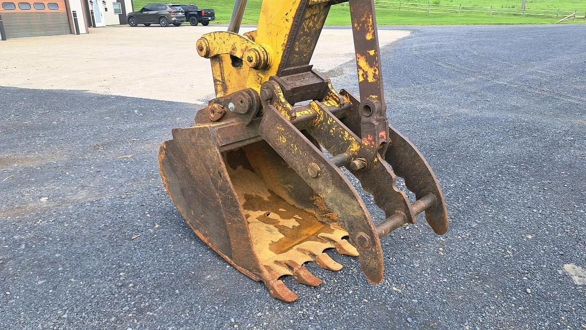 Used 1989 Caterpillar 211 Excavator