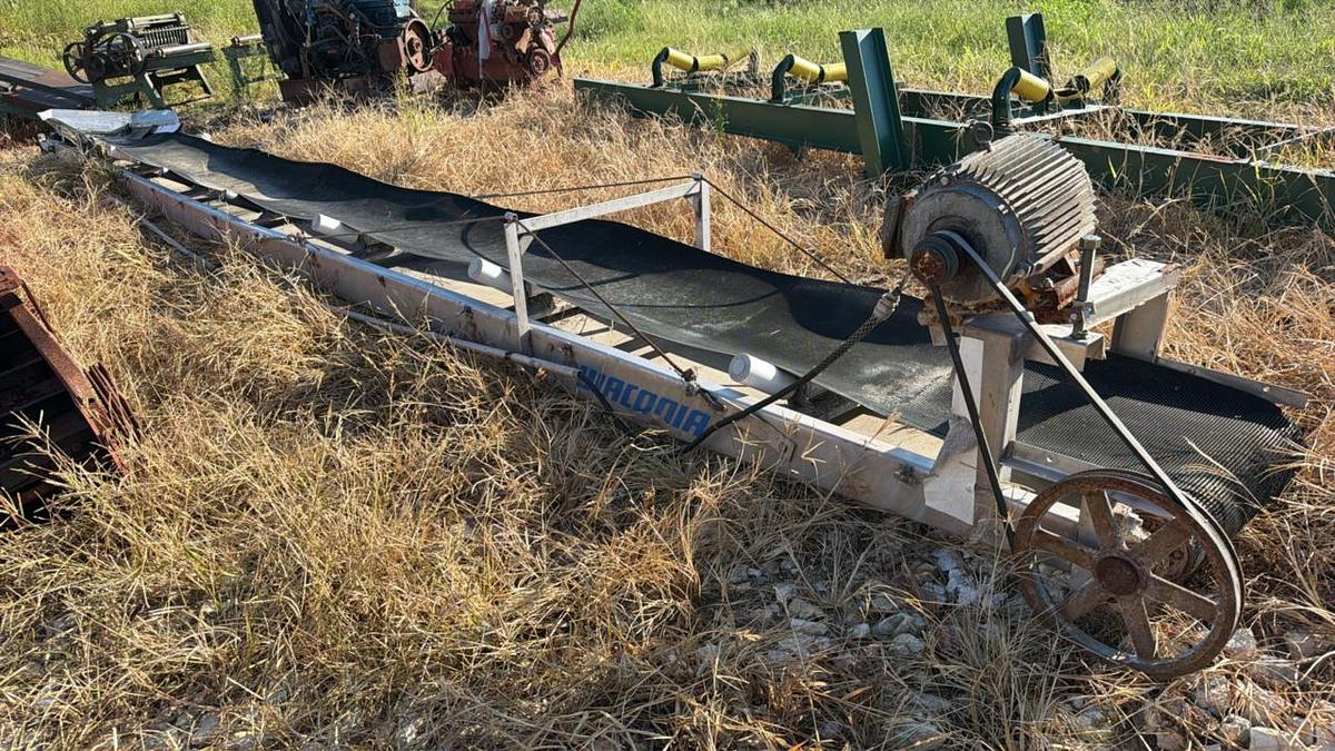 Used Waconia Concave Belt Conveyor