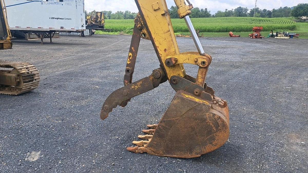 Used 1989 Caterpillar 211 Excavator