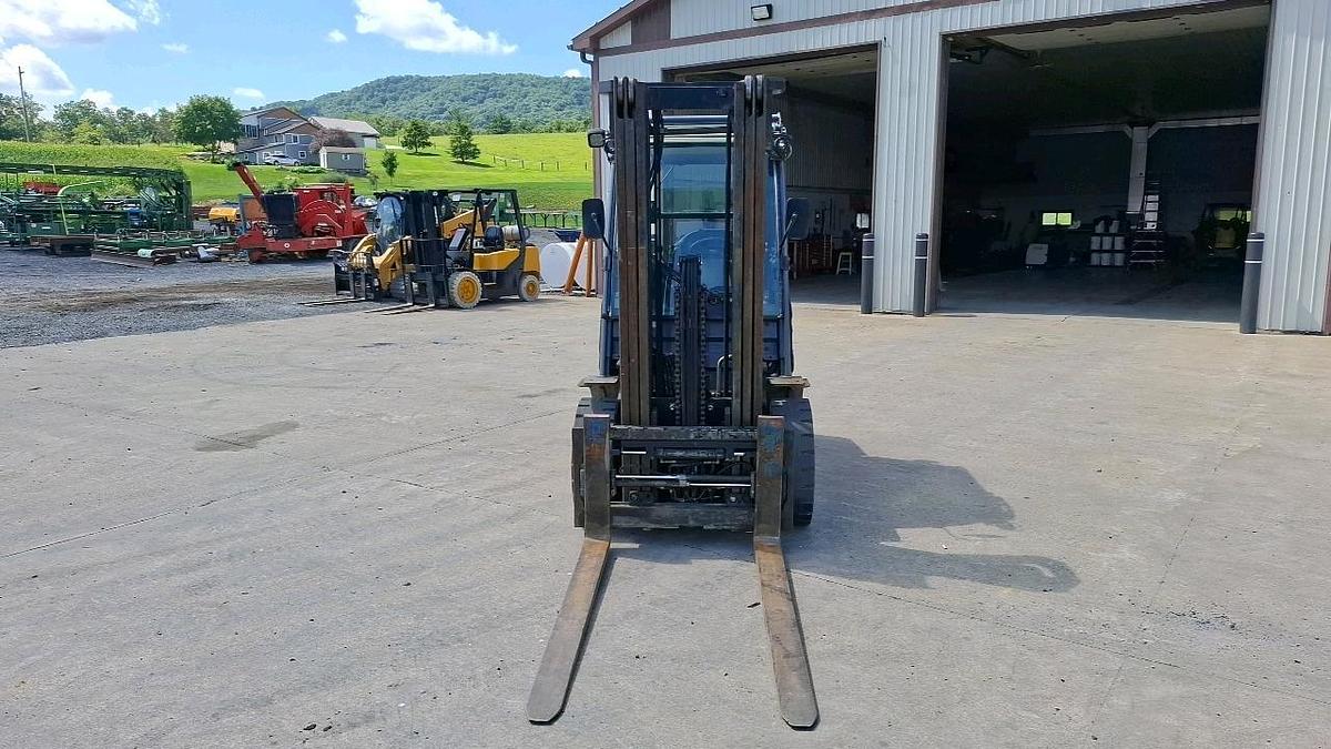 Used Toyota 8FDU30 Forklift
