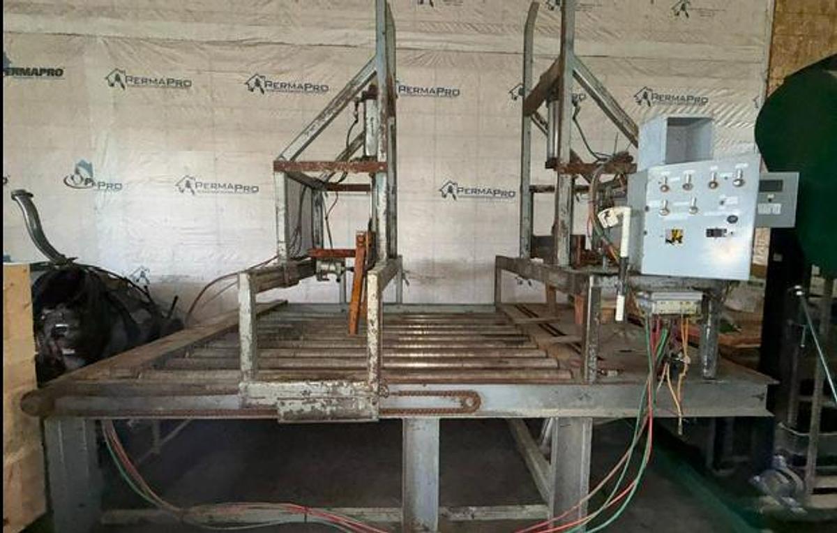 Used Rayco Pallet Stacker