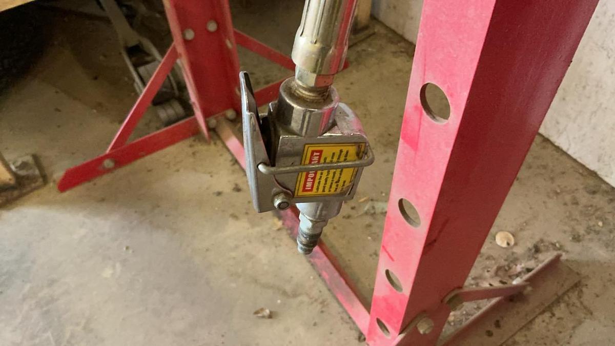 Used 20 Ton Shop Press