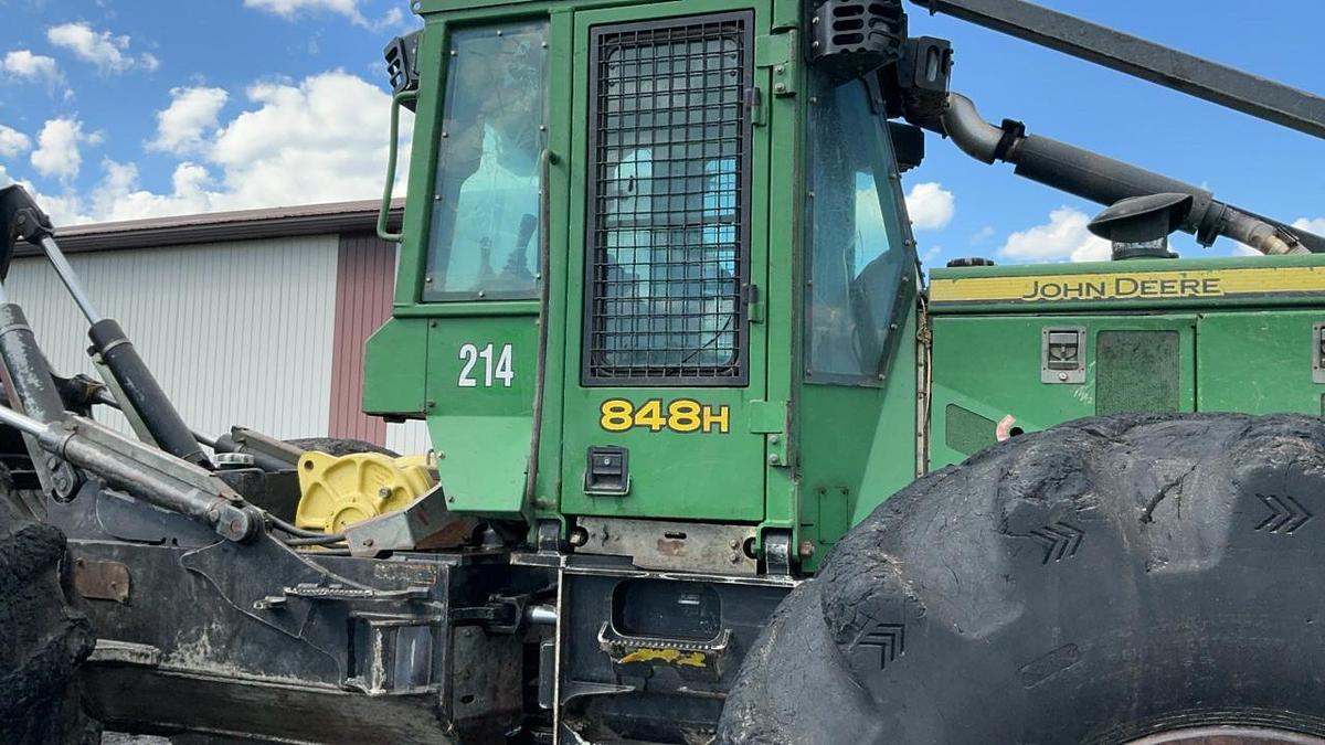 Used 2012 John Deere 848H Grapple Skidder