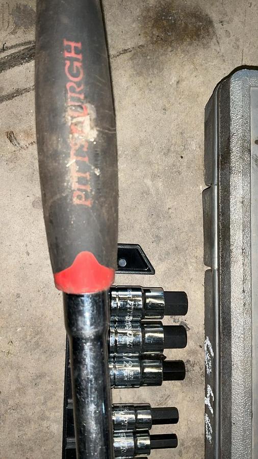 Used Breaker Bar and Sockets