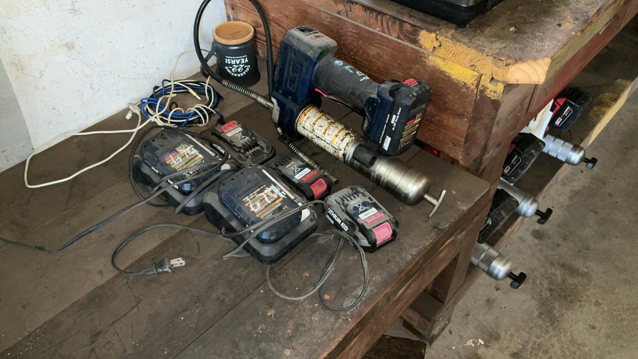 Used Lincoln Battery Grease Gun, Batteries, and Chargers