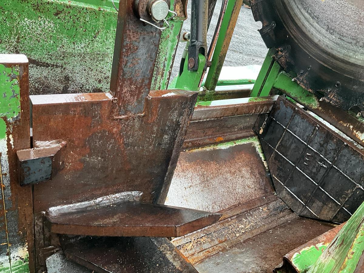 Used 2016 Woodbine Rapido Loco Firewood Processor