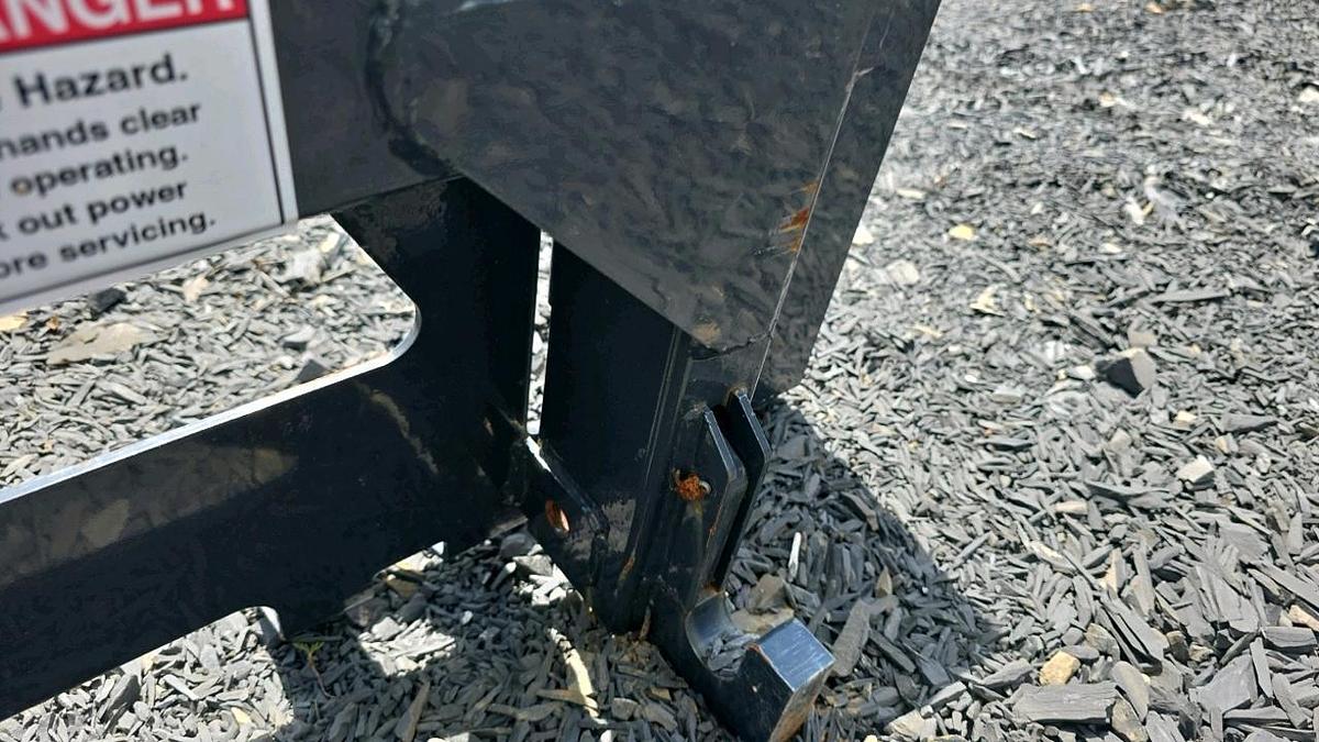 Used Wolverine PT-16-01C Quick Hitch