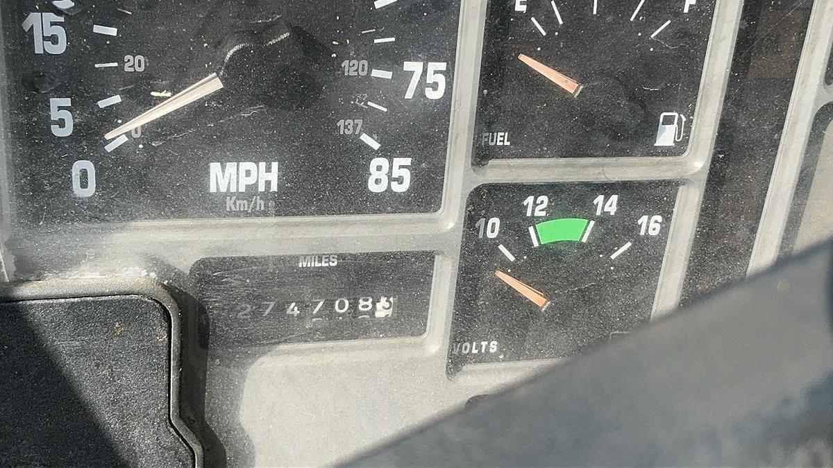 Used 1997 International Navistar 4700 4x2 Box Truck