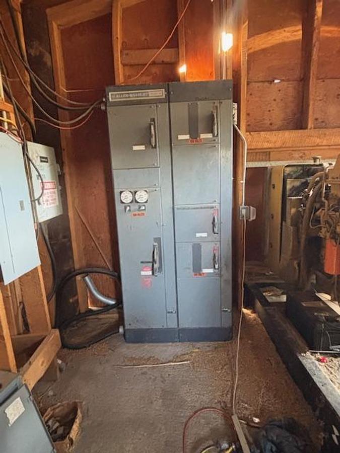 Used A Complete Morbark Circle Mill