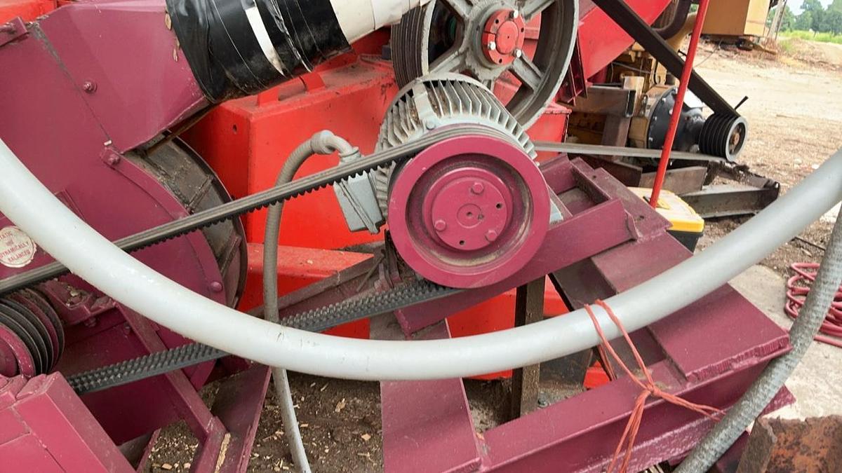 Used Cornell A26 Dust Blower and Pipe