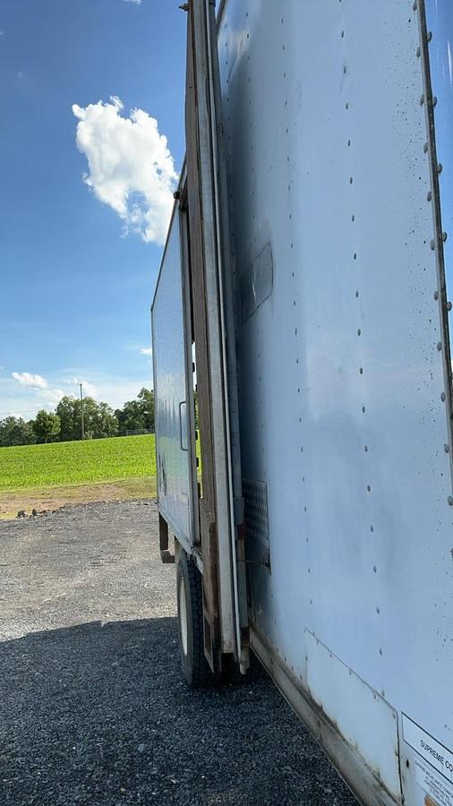 Used 1997 International Navistar 4700 4x2 Box Truck
