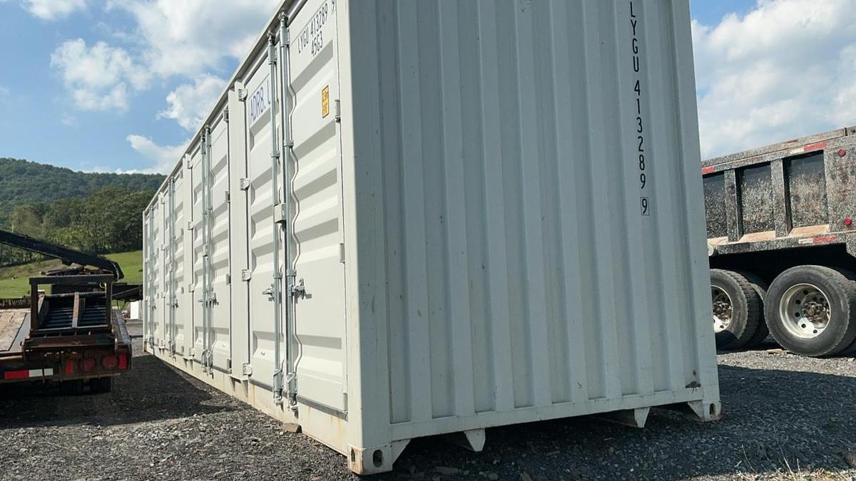 Used 40’ Shipping Container