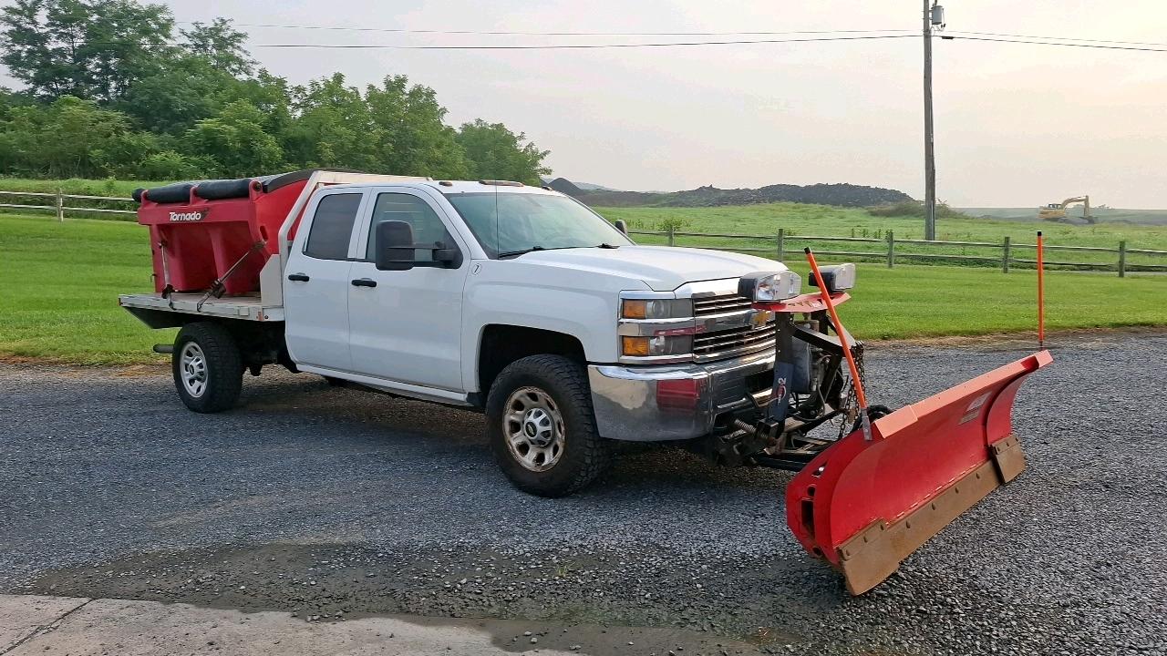 Used 2015 Chevrolet 2500 Flatbed Truck