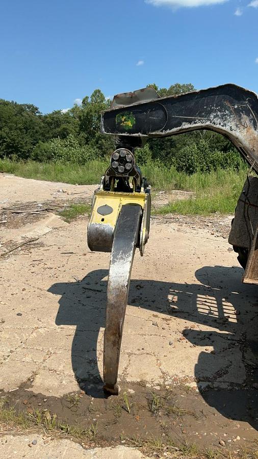 Used 2010 John Deere 548GIII Grapple Skidder