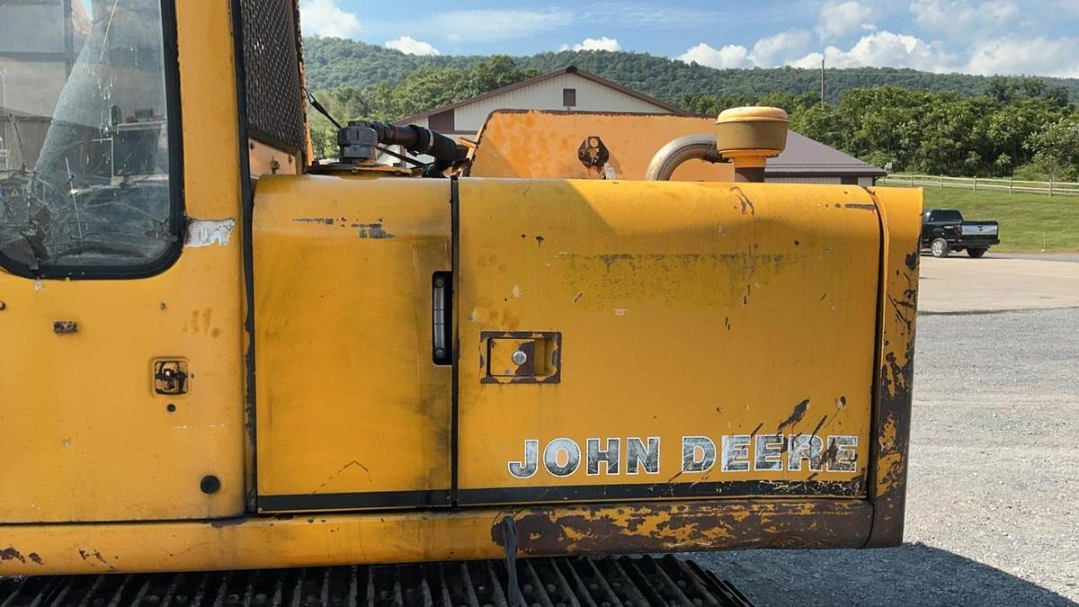 Used 1988 John Deere 490D Excavator