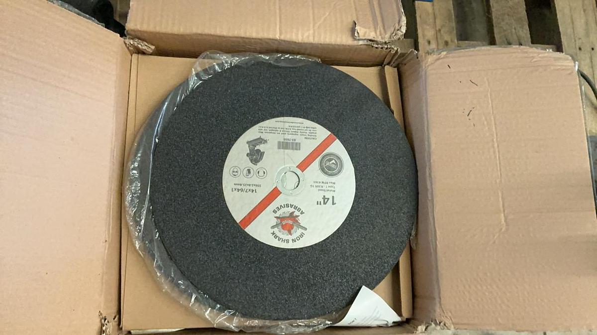 Used Porter Cable Metal Cutting Saw and Blades