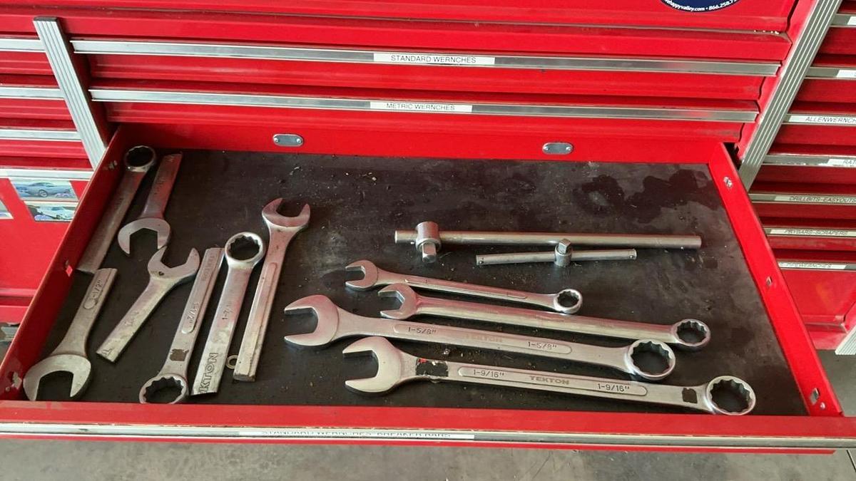 Used US General Tool Chest with Tools