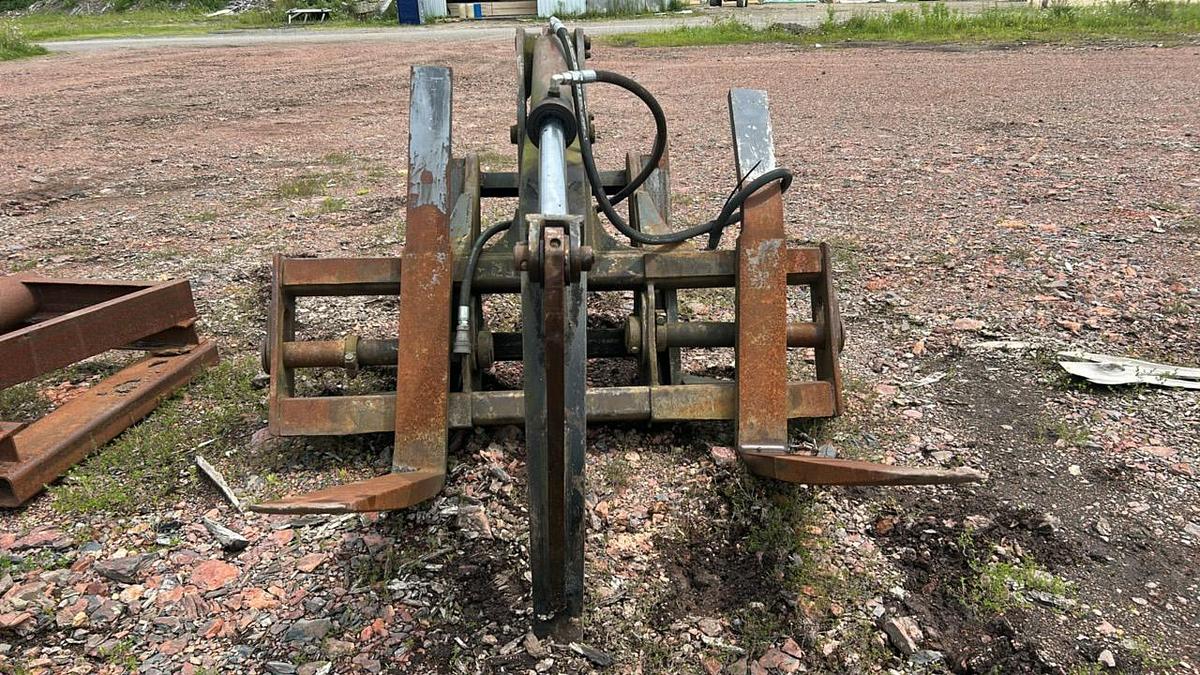 Used Loader Forks with Hyd Clamp