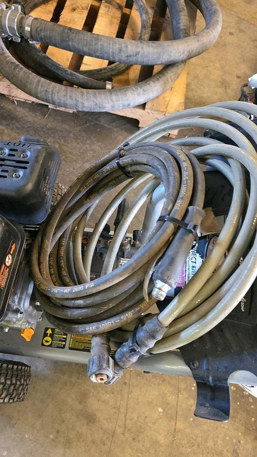 Used Simpson Portable Pressure Washer