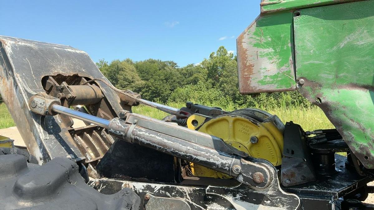 Used 2010 John Deere 548GIII Grapple Skidder