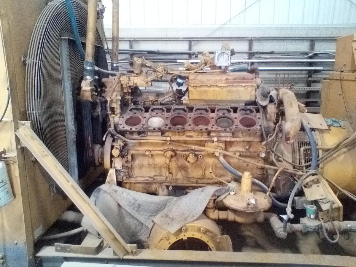 Used 3412 Cat Nat. gas Power unit
