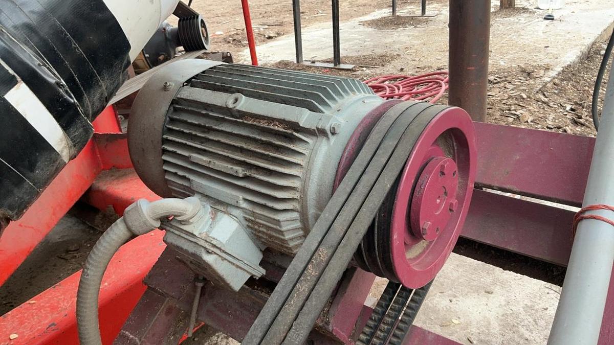 Used Cornell A26 Dust Blower and Pipe