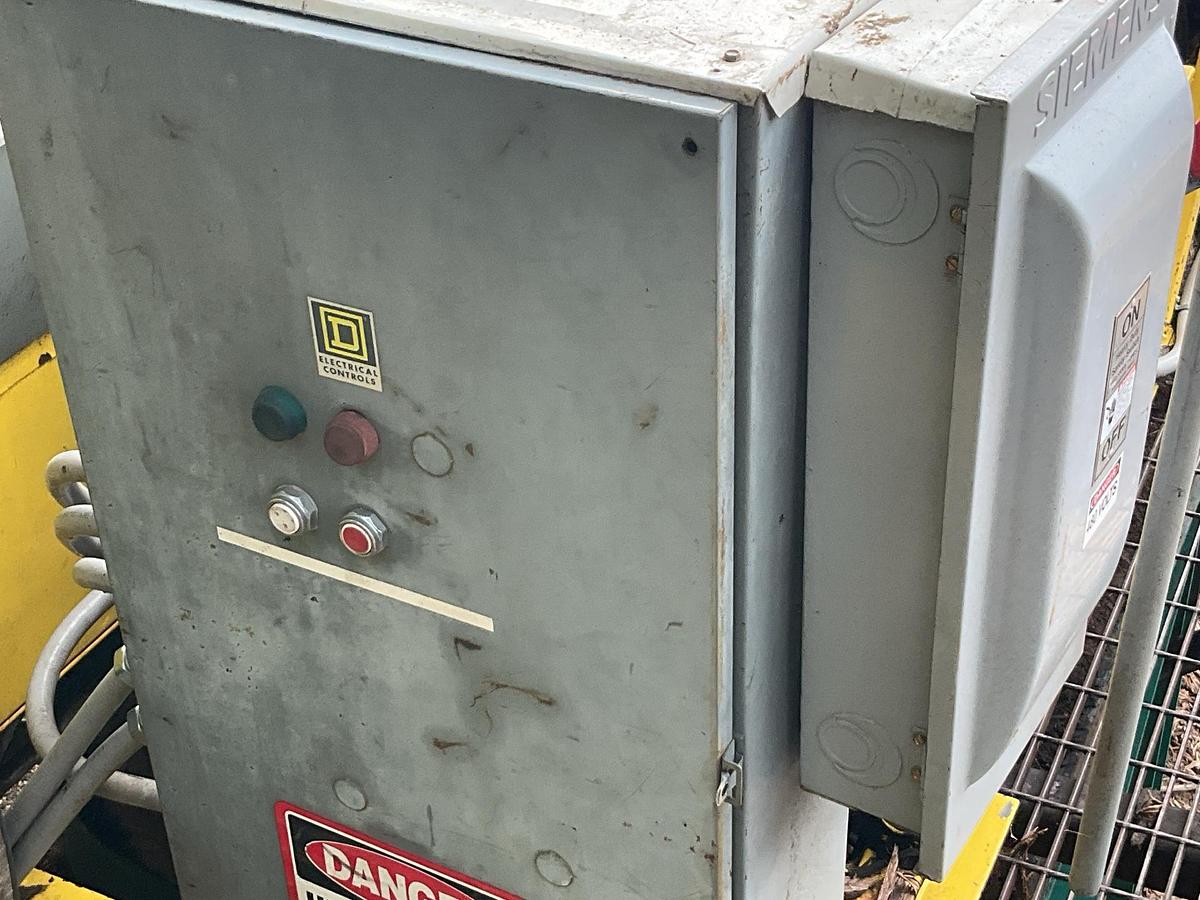 Used Fulgum E-616 Rosserhead Debarker