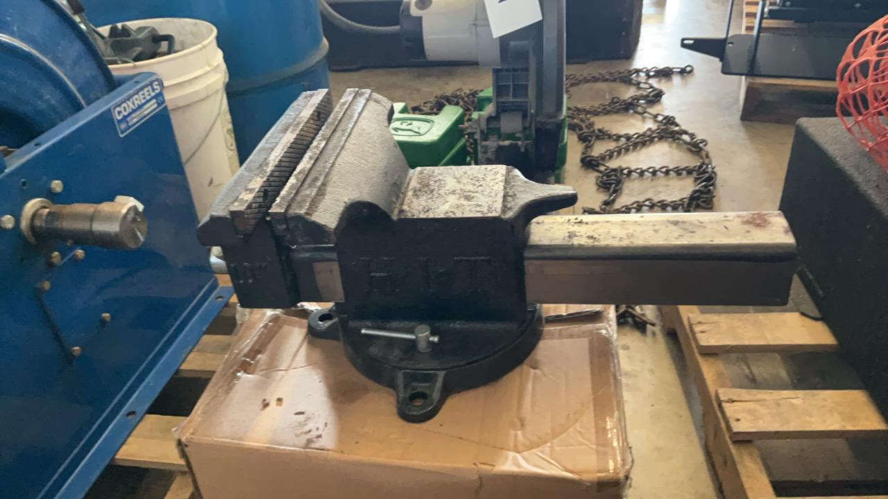 Used HIT 10” Bench Vise